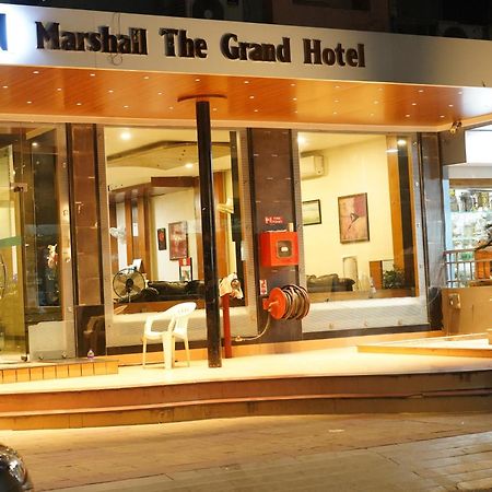 Marshall The Grand Hotel Ахмедабад Екстериор снимка